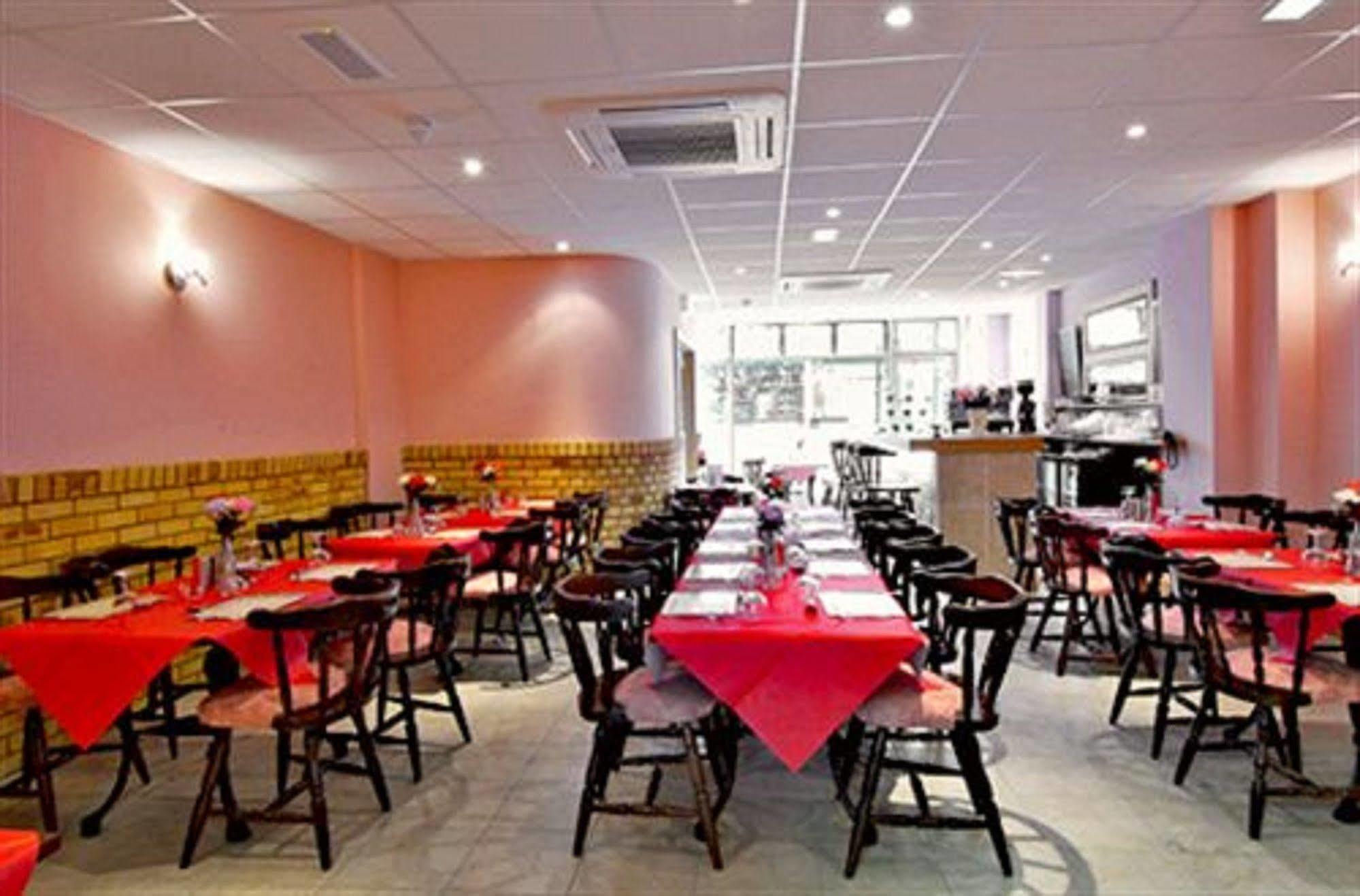 Rosemount Hotel Heathrow ハウンズロー エクステリア 写真